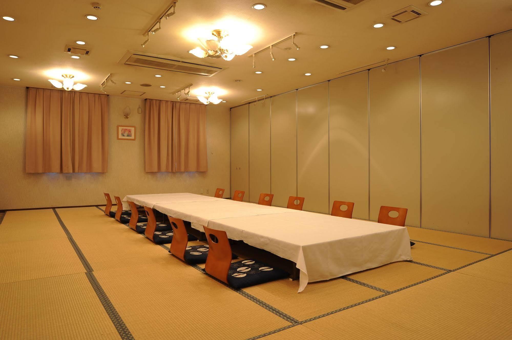 Suizenji Comfort Hotel Kumamoto Bagian luar foto